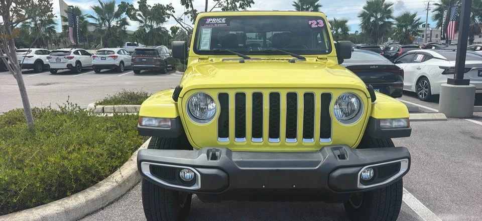 2023 Jeep JT Gladiator - Image 4 of 5