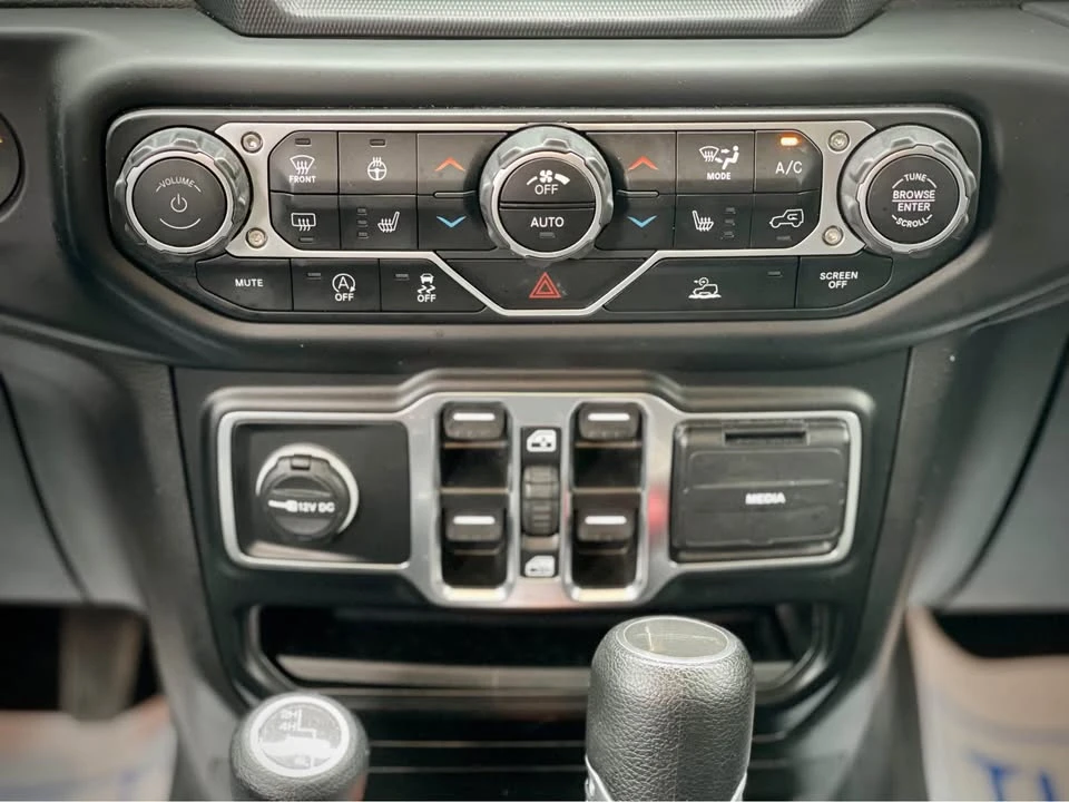 2023 Jeep JT Gladiator - Image 19 of 20