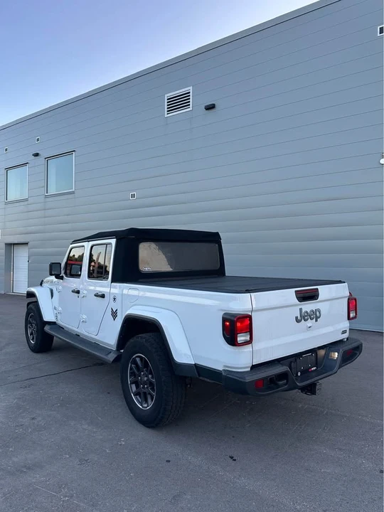 2023 Jeep JT Gladiator - Image 2 of 12