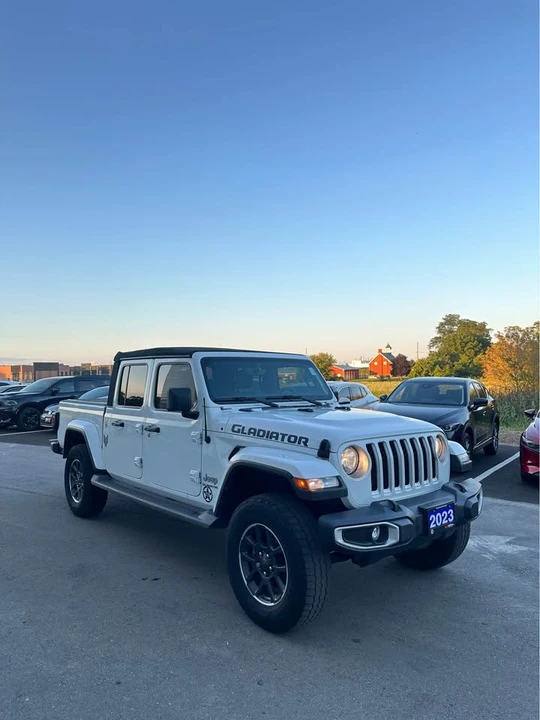 2023 Jeep JT Gladiator - Image 4 of 12