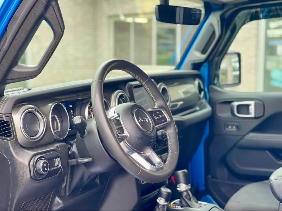 2023 Jeep JT Gladiator - Image 9 of 20