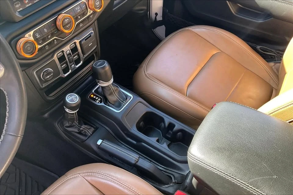 2023 Jeep JT Gladiator - Image 14 of 20