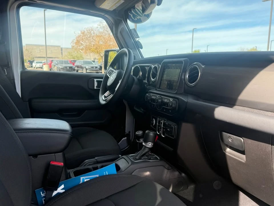 2023 Jeep JT Gladiator - Image 15 of 15