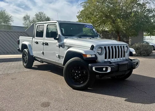 2023 Jeep Gladiator Overland