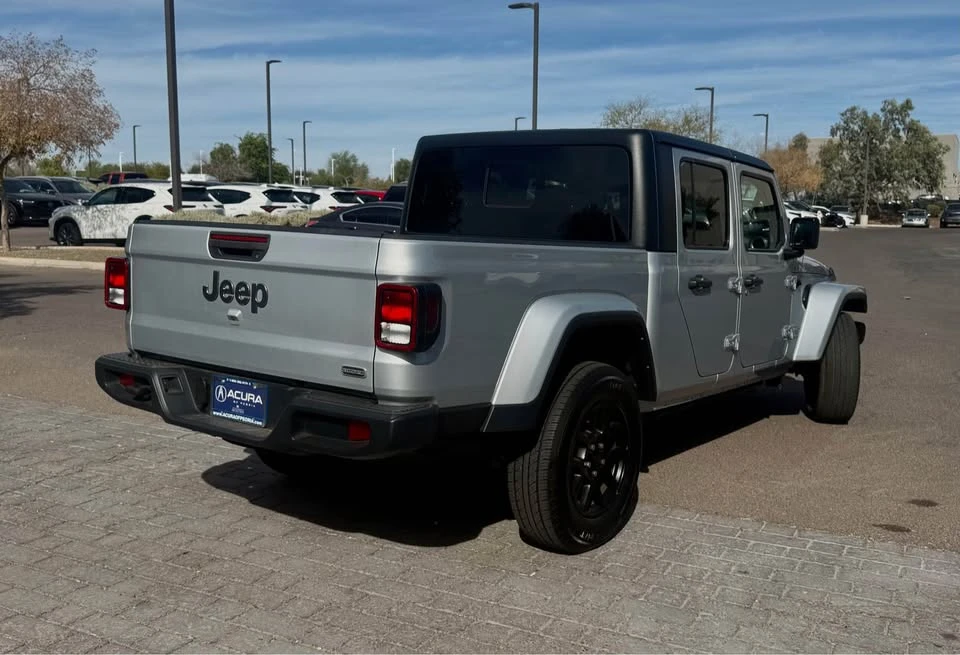 2023 Jeep JT Gladiator - Image 4 of 15