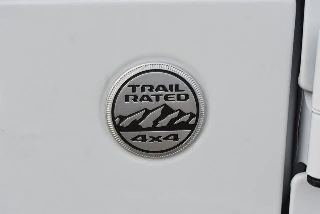 2023 Jeep JT Gladiator - Image 11 of 20