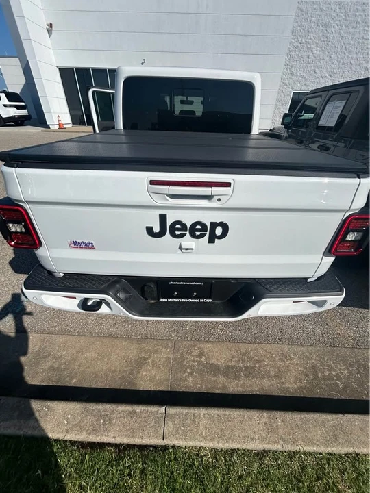 2023 Jeep JT Gladiator - Image 7 of 12