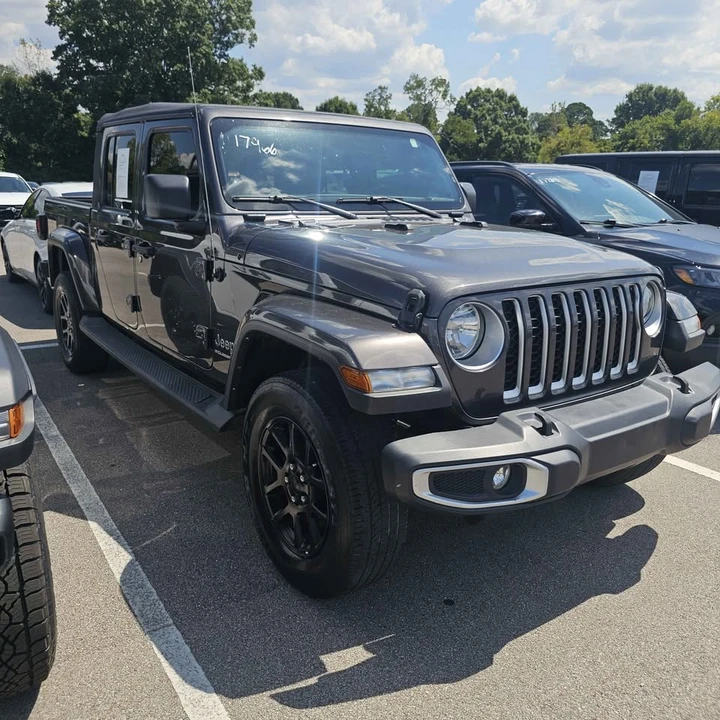 2023 Jeep JT Gladiator - Image 3 of 9