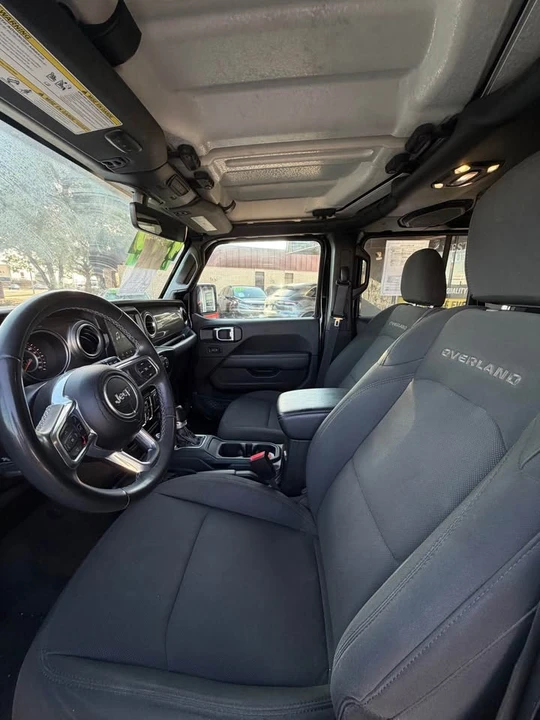 2023 Jeep JT Gladiator - Image 9 of 10