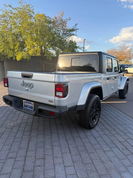 2023 Jeep JT Gladiator - Image 2 of 12