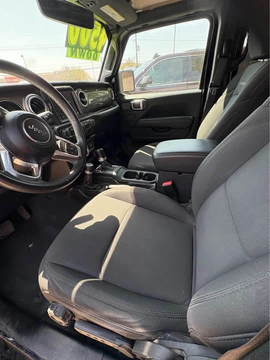 2023 Jeep JT Gladiator - Image 11 of 17