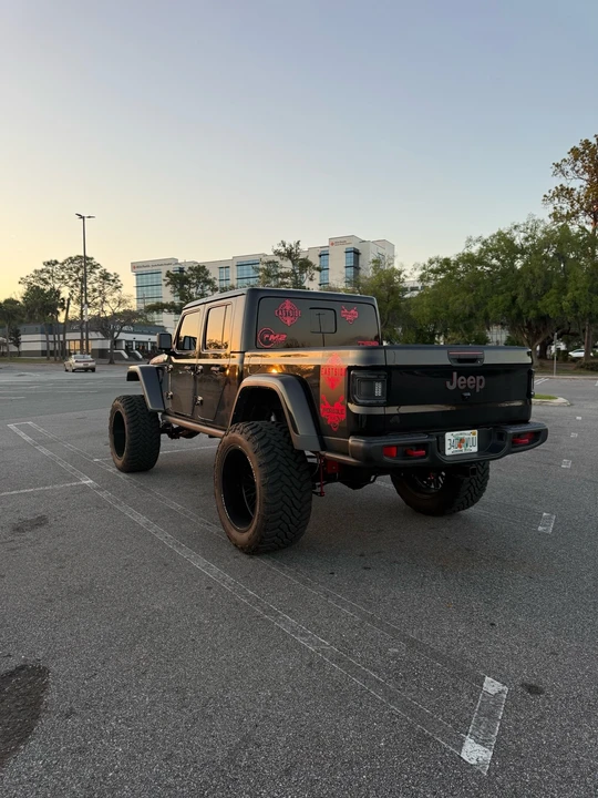 2023 Jeep JT Gladiator - Image 5 of 7