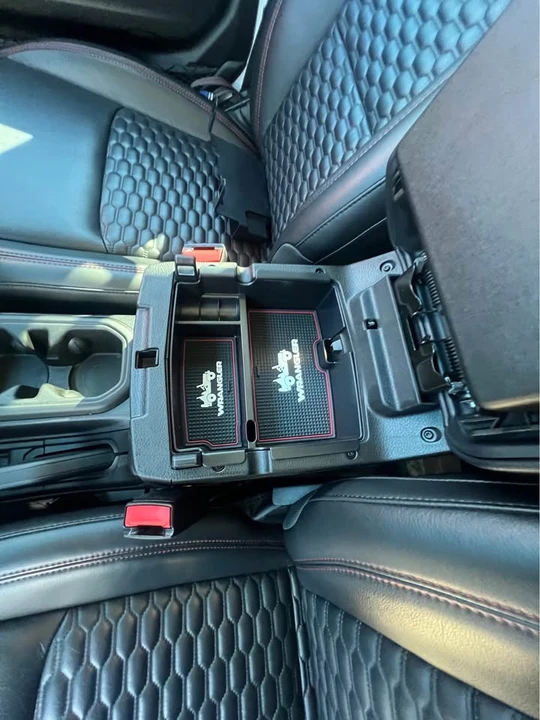 2023 Jeep JT Gladiator - Image 8 of 10