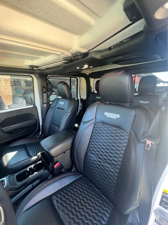2023 Jeep JT Gladiator - Image 7 of 10