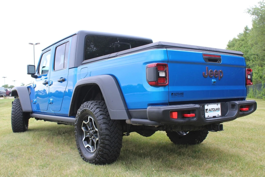 2023 Jeep JT Gladiator - Image 3 of 12