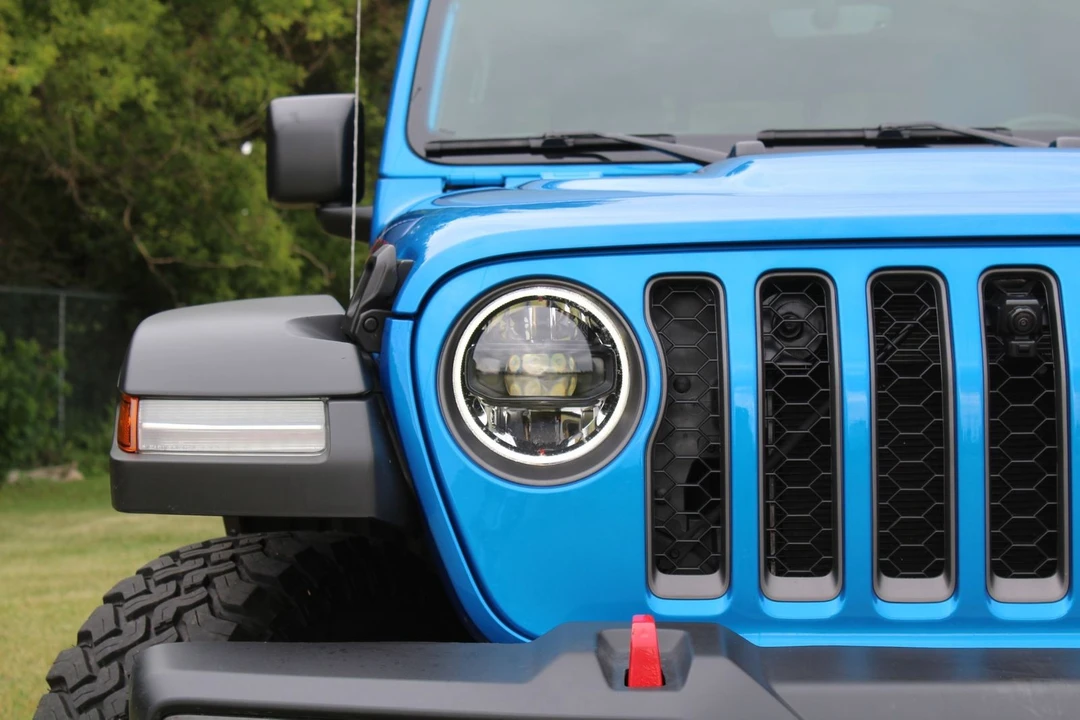 2023 Jeep JT Gladiator - Image 9 of 12