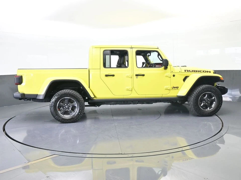 2023 Jeep JT Gladiator - Image 7 of 12