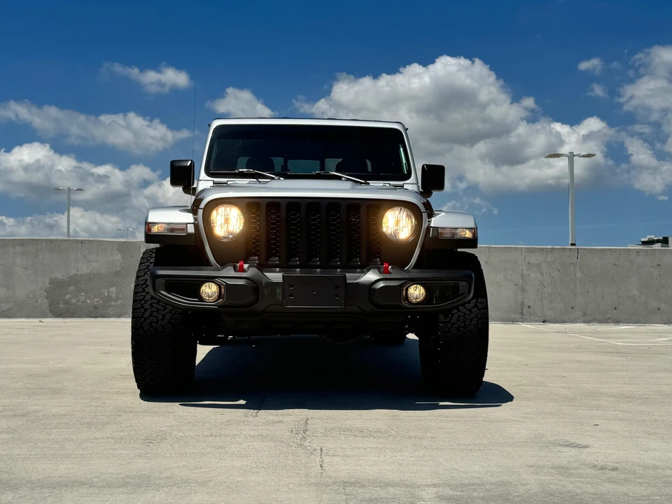 2023 Jeep JT Gladiator - Image 13 of 31