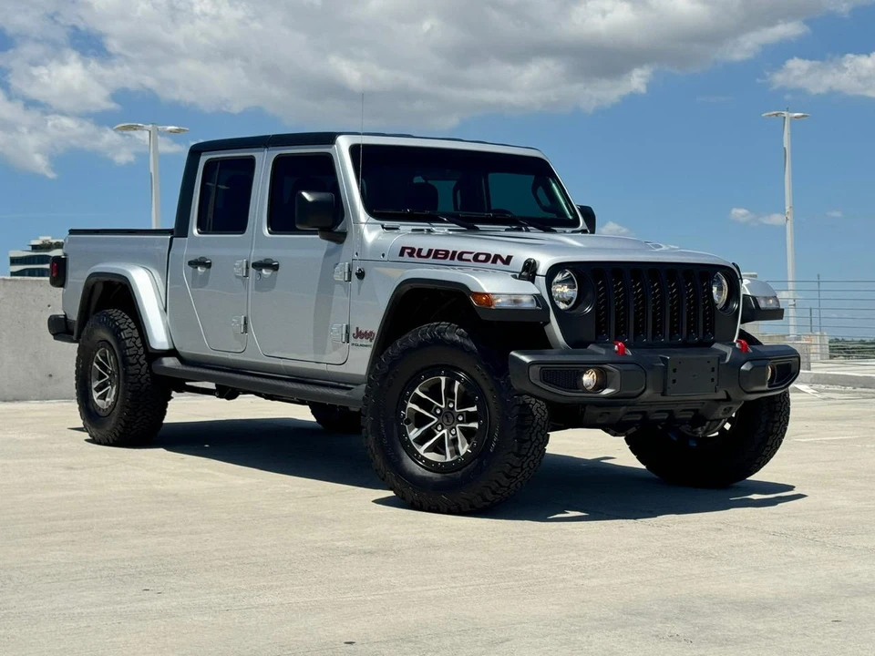 2023 Jeep JT Gladiator - Image 16 of 31