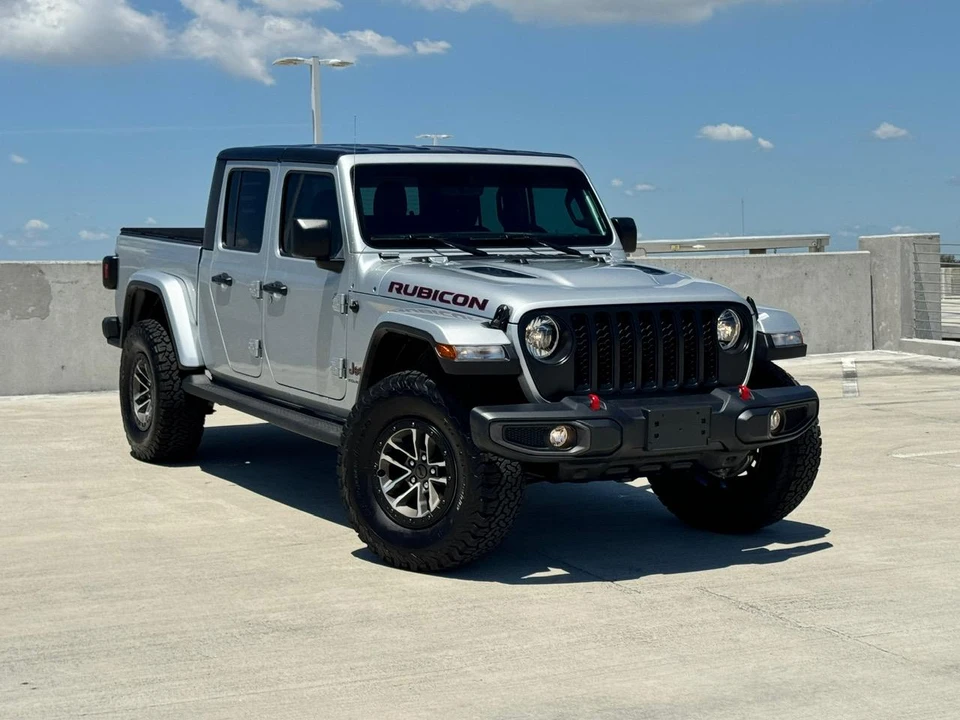 2023 Jeep JT Gladiator - Image 14 of 31
