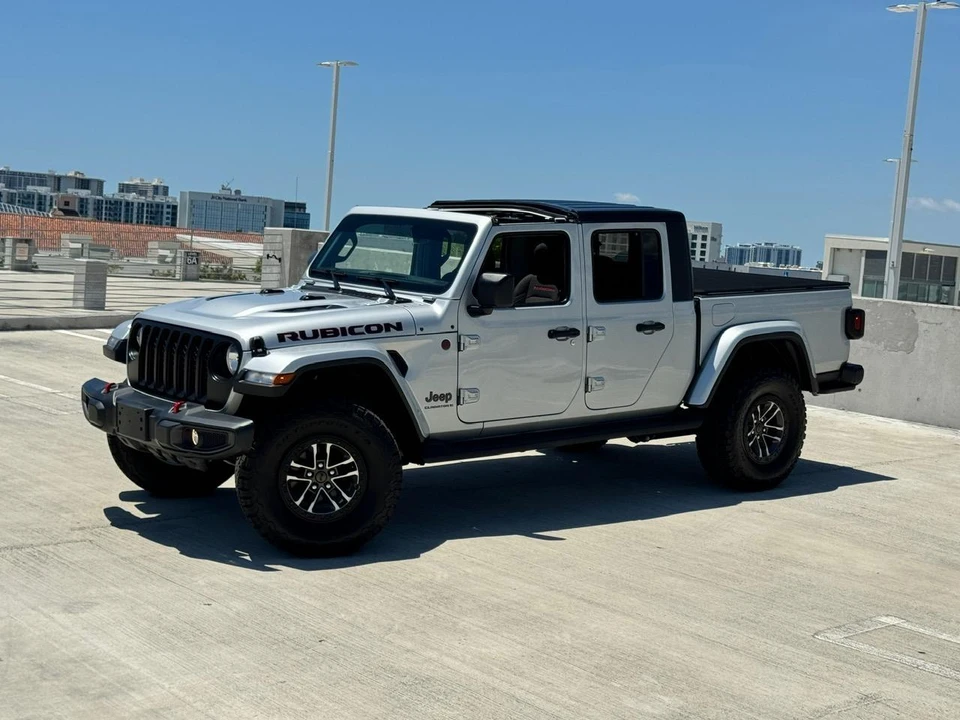 2023 Jeep JT Gladiator - Image 5 of 31