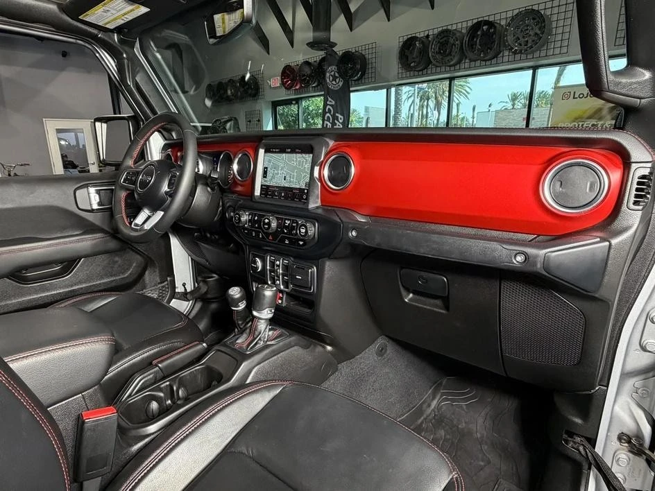 2023 Jeep JT Gladiator - Image 21 of 31