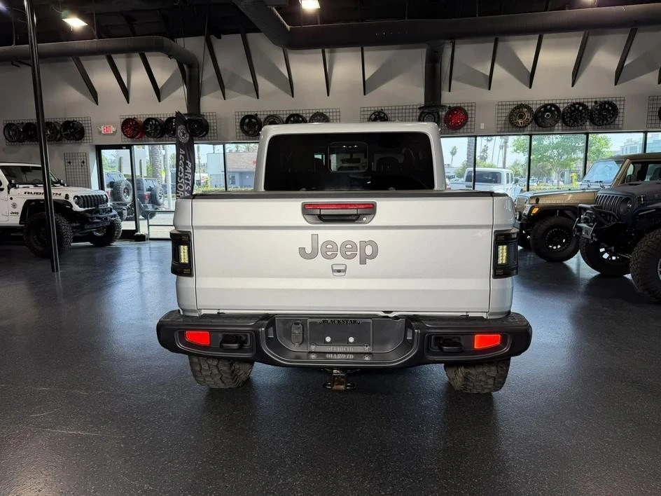 2023 Jeep JT Gladiator - Image 12 of 31