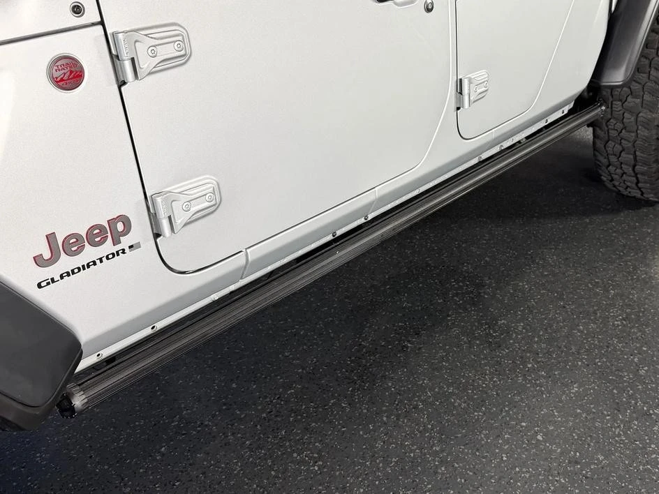 2023 Jeep JT Gladiator - Image 7 of 31