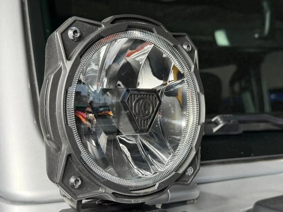 2023 Jeep JT Gladiator - Image 29 of 31