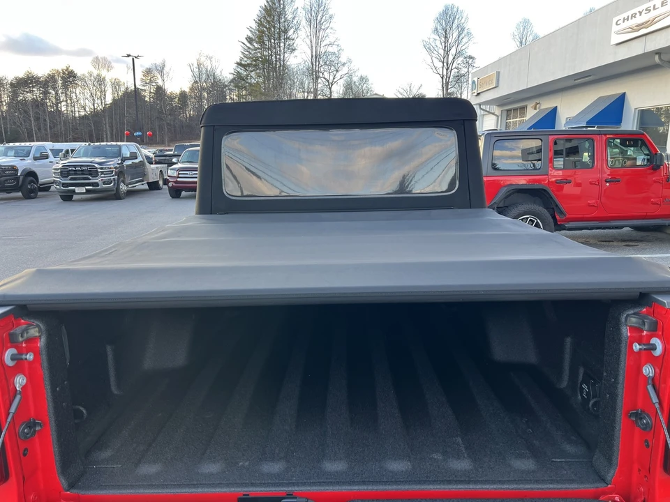 2023 Jeep JT Gladiator - Image 10 of 12
