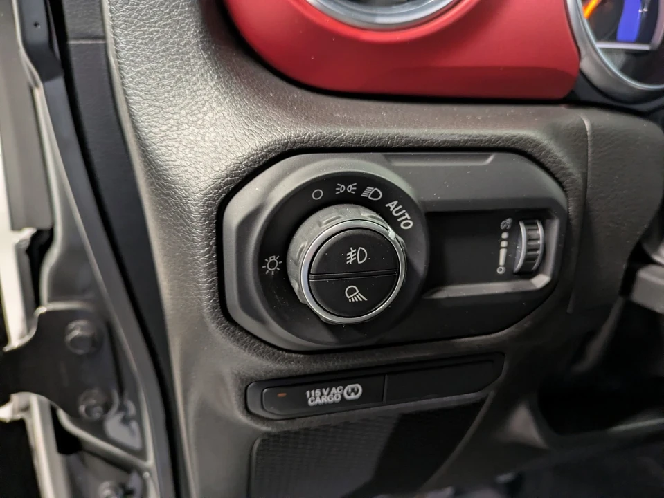 2023 Jeep JT Gladiator - Image 19 of 21
