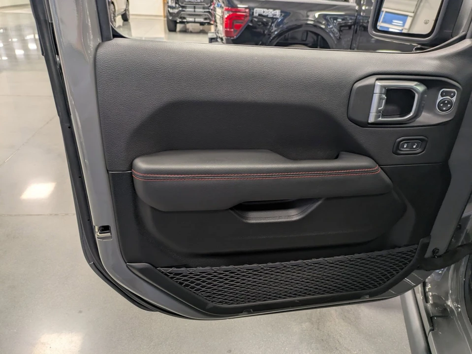 2023 Jeep JT Gladiator - Image 17 of 21