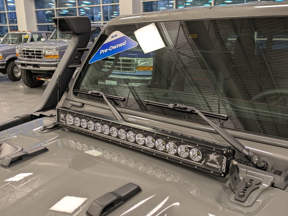 2023 Jeep JT Gladiator - Image 12 of 21