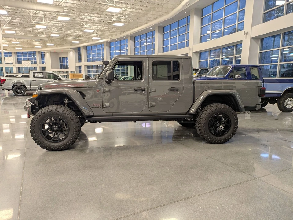 2023 Jeep JT Gladiator - Image 7 of 21