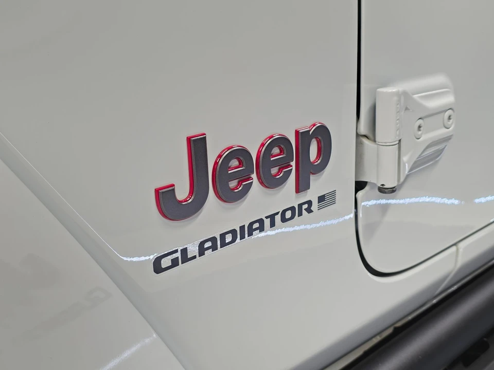 2023 Jeep JT Gladiator - Image 9 of 21