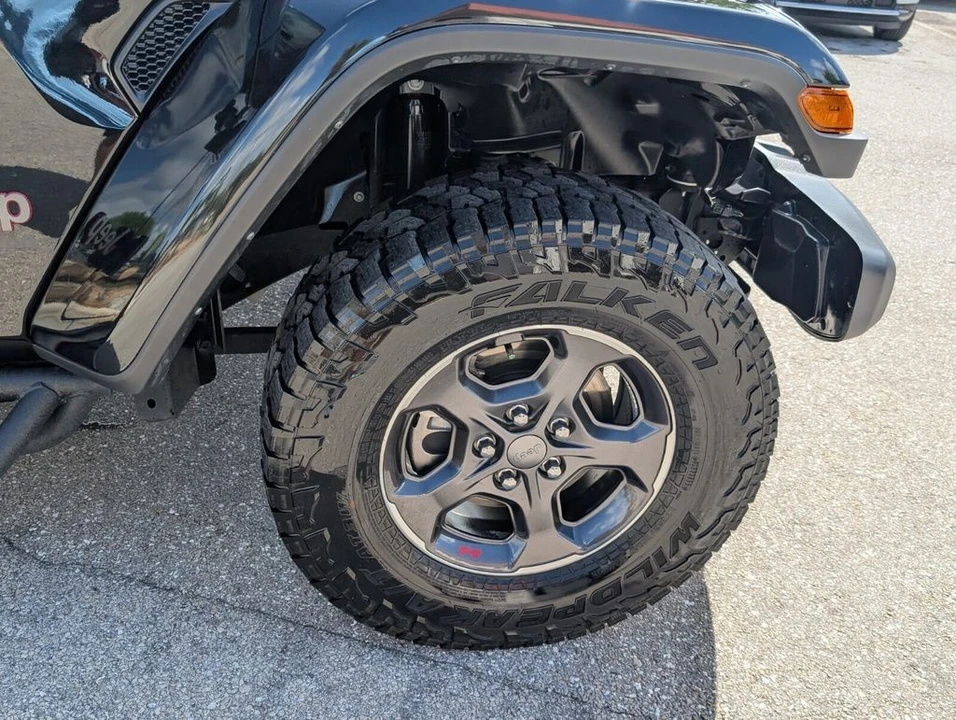 2023 Jeep JT Gladiator - Image 20 of 30