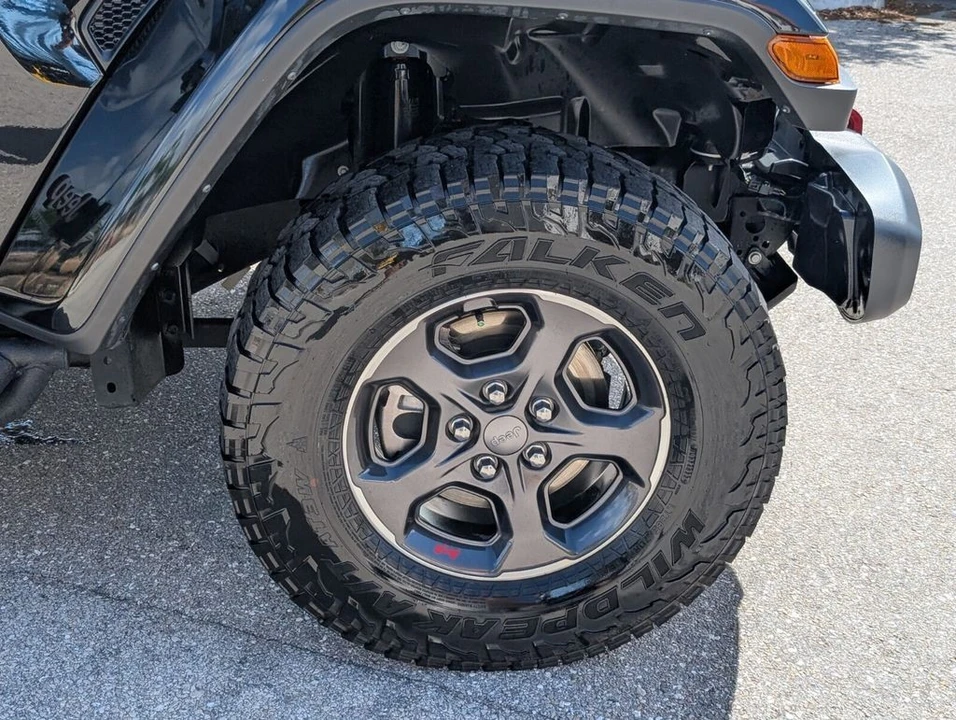 2023 Jeep JT Gladiator - Image 9 of 30