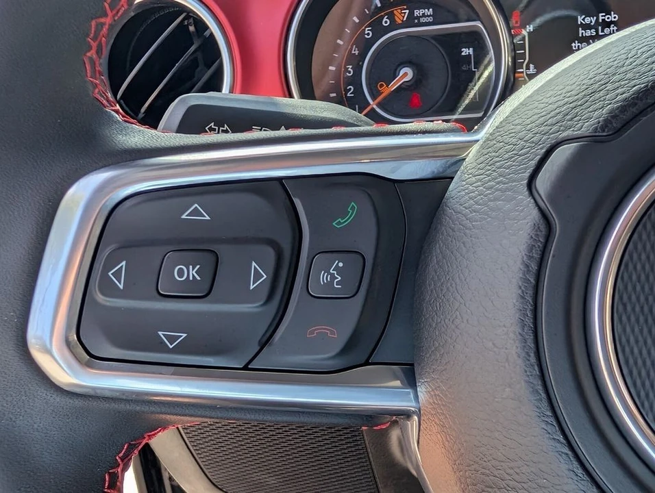 2023 Jeep JT Gladiator - Image 28 of 30