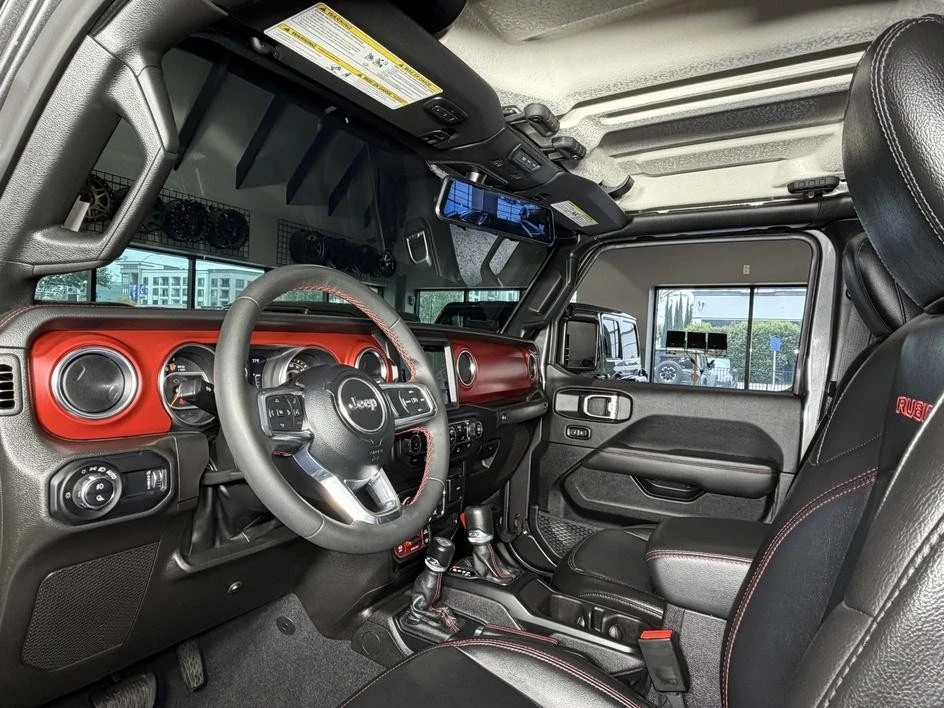 2023 Jeep JT Gladiator - Image 16 of 31