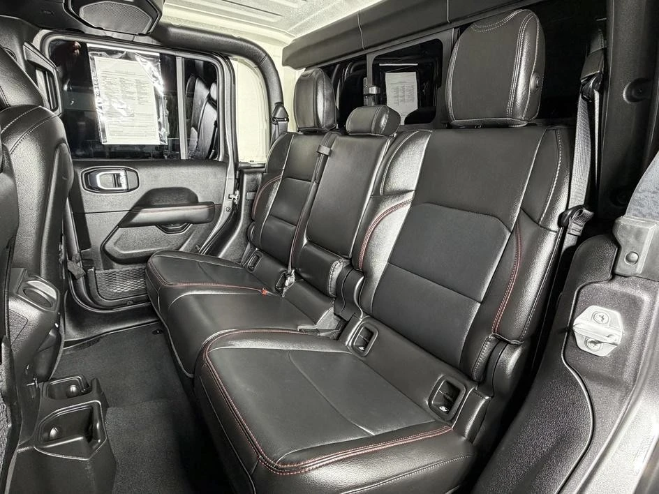 2023 Jeep JT Gladiator - Image 18 of 31