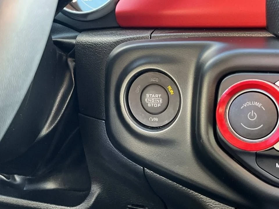 2023 Jeep JT Gladiator - Image 16 of 20