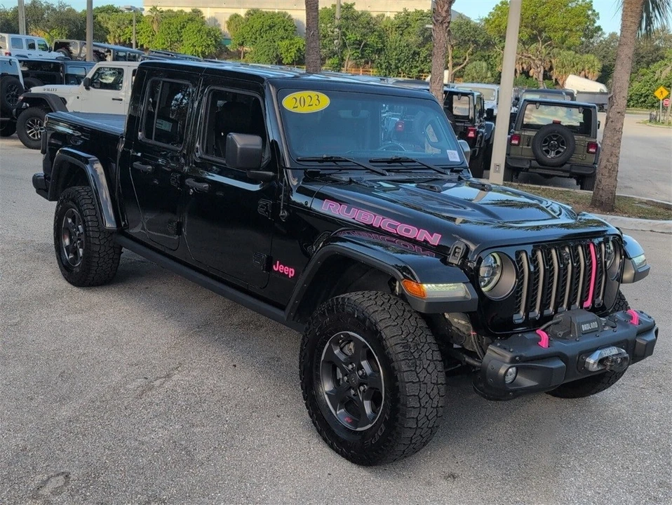 2023 Jeep JT Gladiator - Image 2 of 12