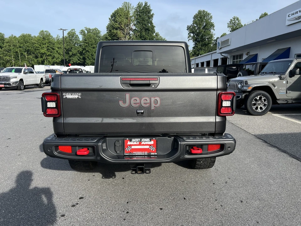 2023 Jeep JT Gladiator - Image 2 of 29