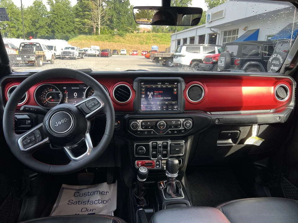 2023 Jeep JT Gladiator - Image 13 of 29