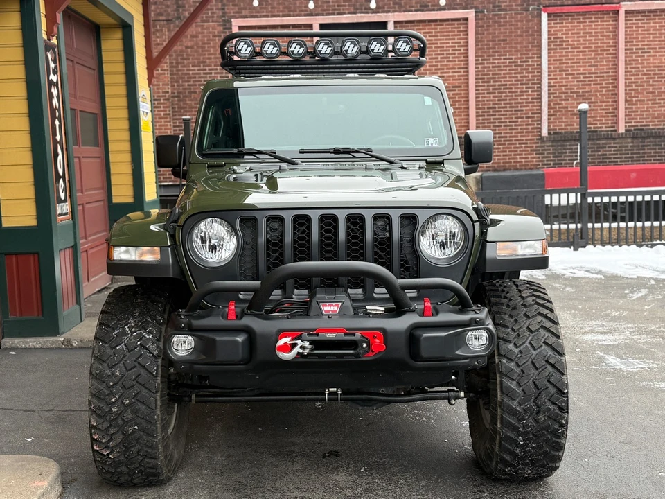 2023 Jeep JT Gladiator - Image 9 of 12