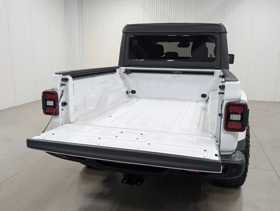 2023 Jeep JT Gladiator - Image 8 of 11