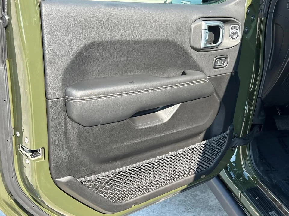 2023 Jeep JT Gladiator - Image 10 of 20