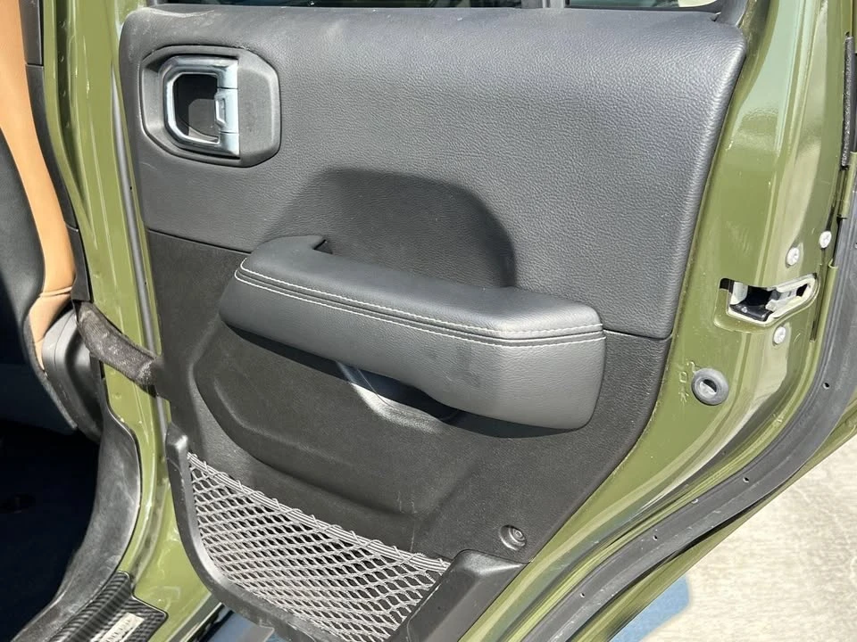 2023 Jeep JT Gladiator - Image 16 of 20
