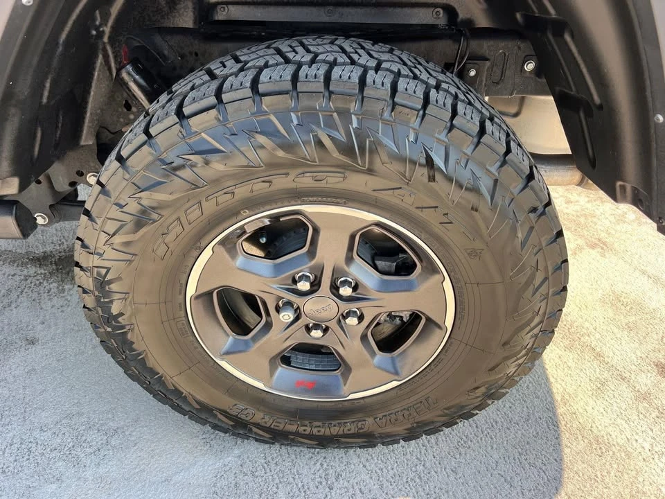 2023 Jeep JT Gladiator - Image 19 of 20