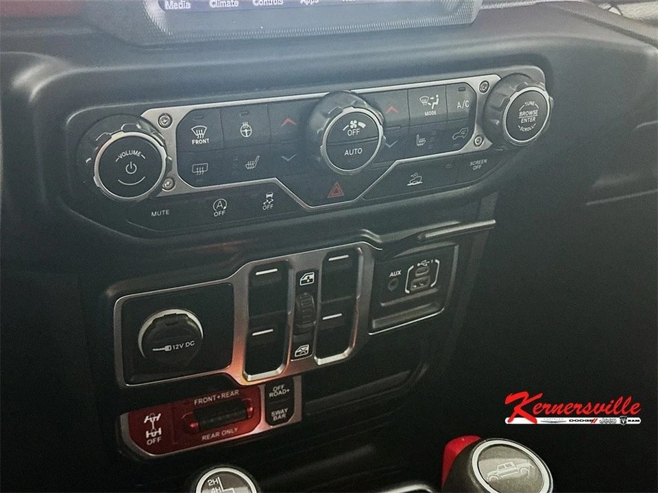 2023 Jeep JT Gladiator - Image 18 of 21